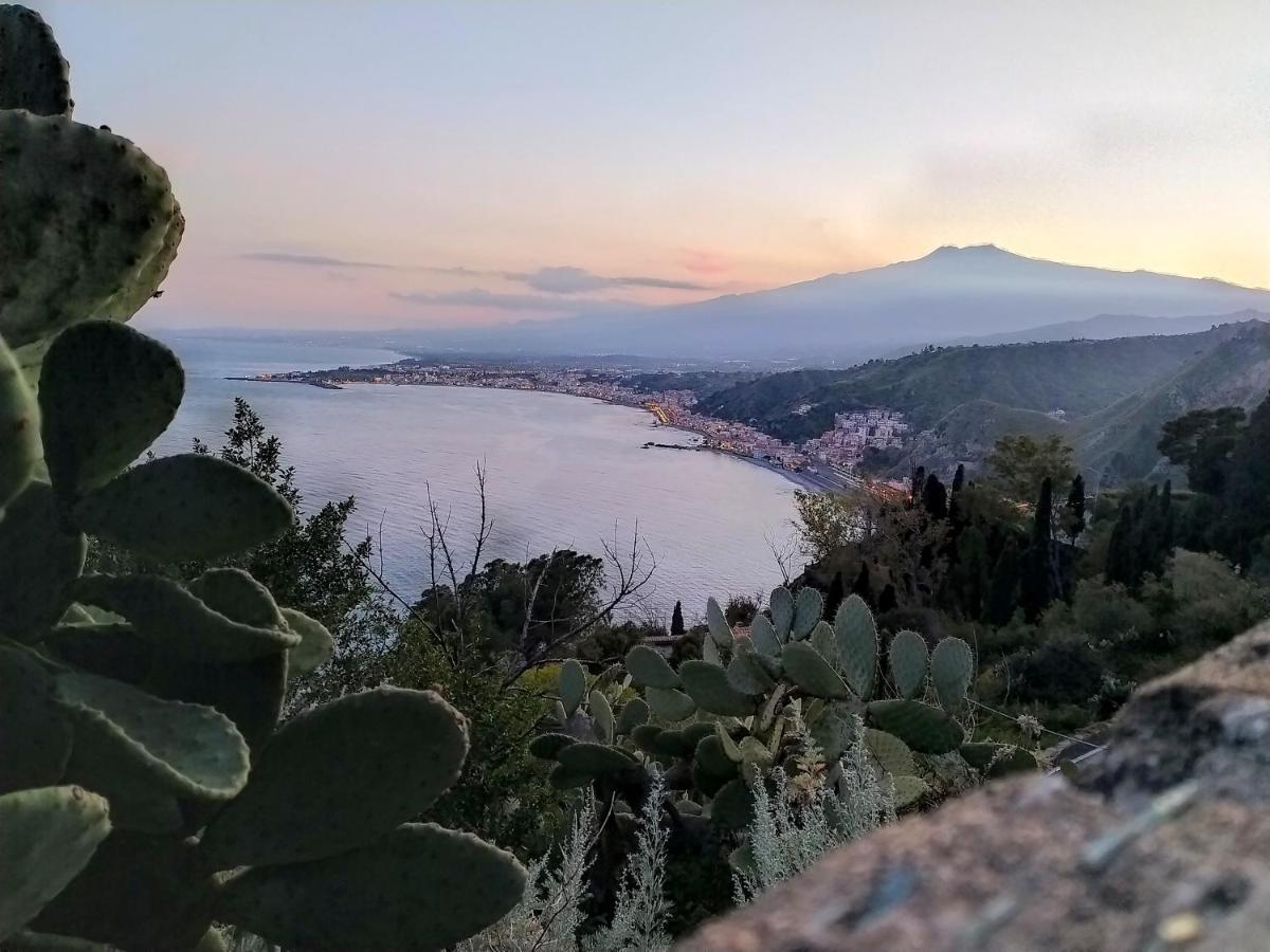 Blue Sky House Bed & Breakfast Taormina Exterior photo